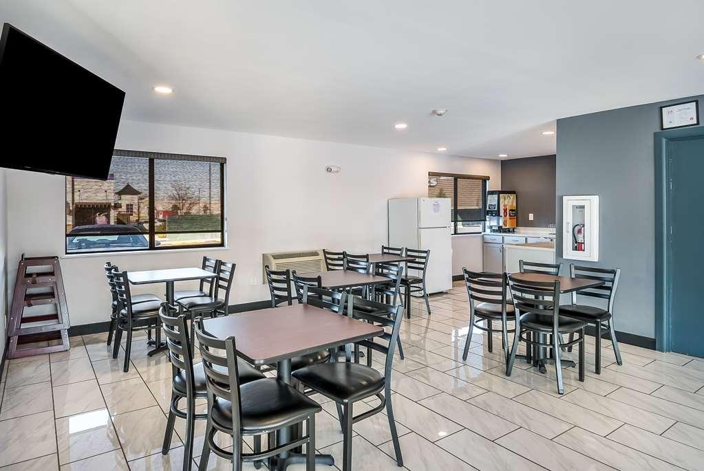 Americas Best Value Inn East Peoria Nhà hàng bức ảnh