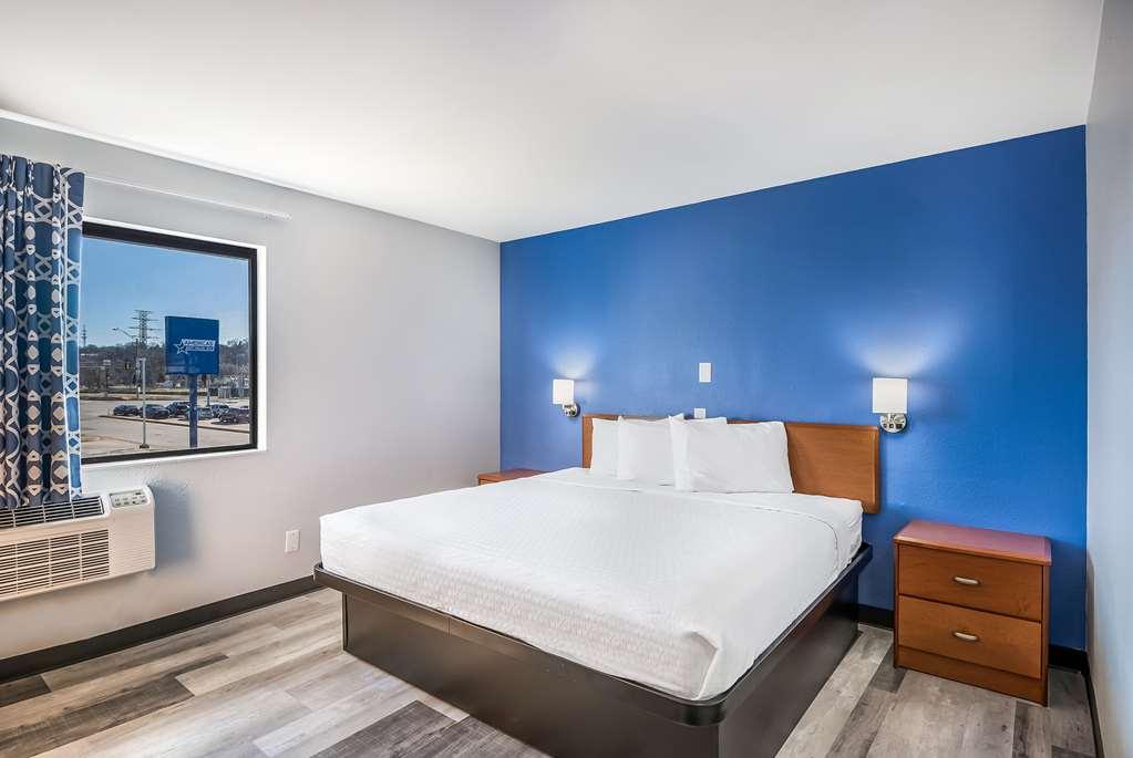 Americas Best Value Inn East Peoria Phòng bức ảnh