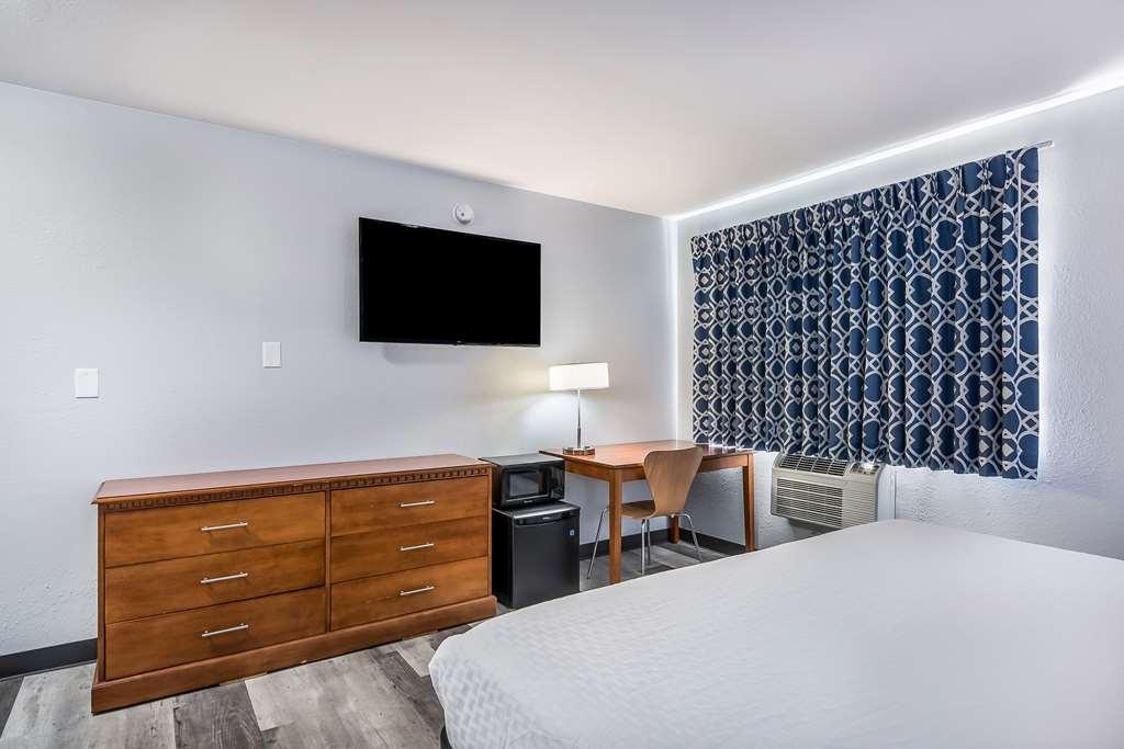 Americas Best Value Inn East Peoria Phòng bức ảnh