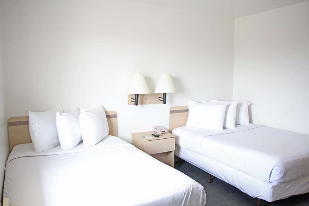 Americas Best Value Inn East Peoria Phòng bức ảnh