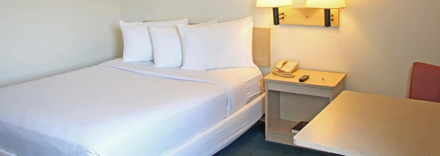 Americas Best Value Inn East Peoria Ngoại thất bức ảnh